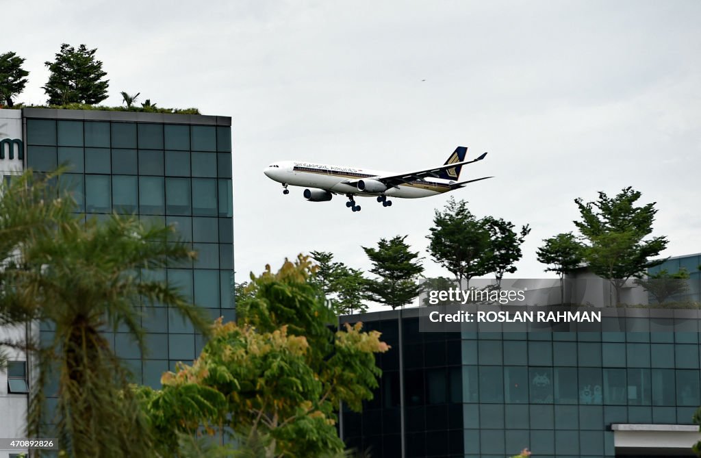 SINGAPORE-ECONOMY-AVIATION