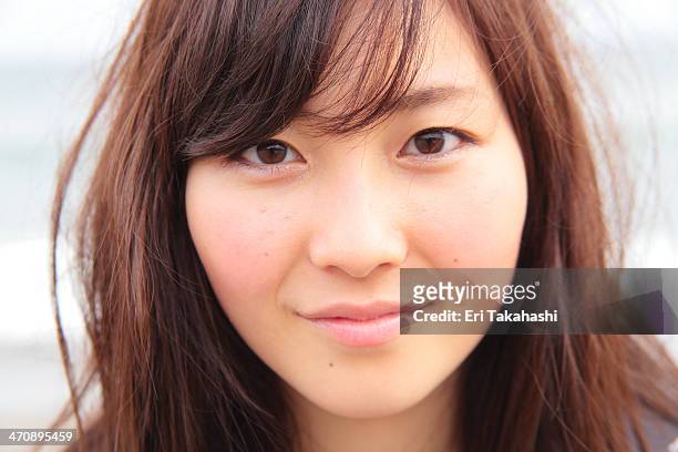 portrait of young woman, close up - 若い女性 日本人 顔 ストックフォトと画像