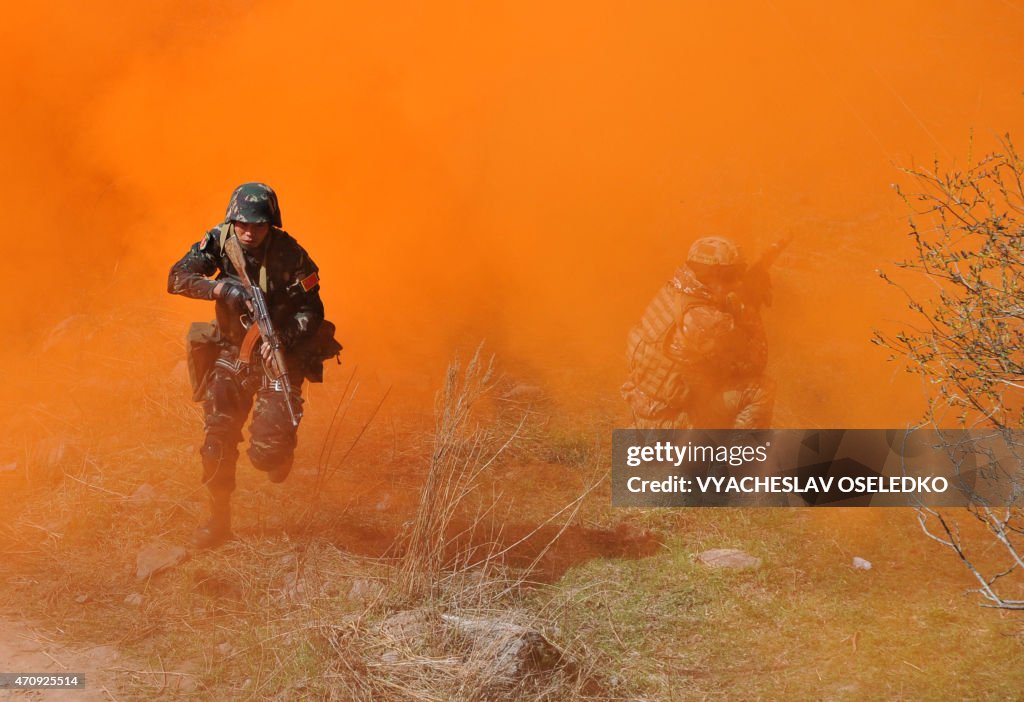 TOPSHOT-KYRGYZSTAN-RUSSIA-CHINA-TAJIKISTAN-SCO-EXERCISES