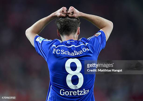 Leon Goretzka of Schalke reacts during the Bundesliga match between 1. FSV Mainz 05 and FC Schalke 04 at Coface Arena on April 24, 2015 in Mainz,...