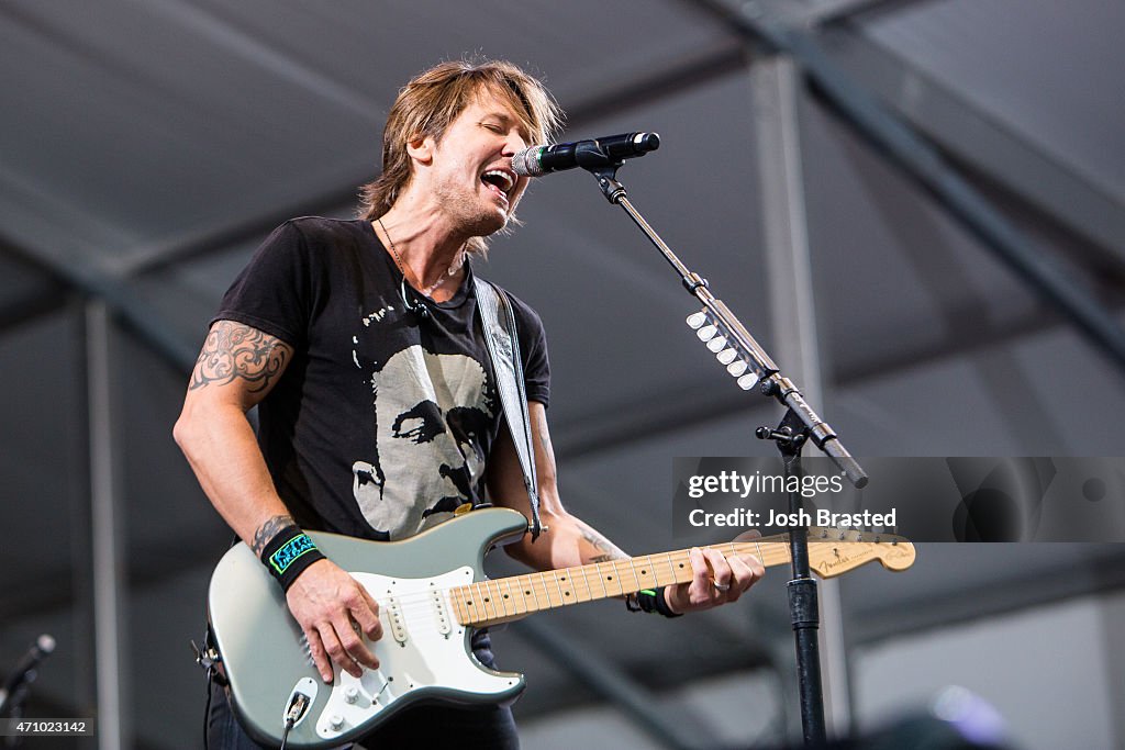 2015 New Orleans Jazz & Heritage Festival - Day 1