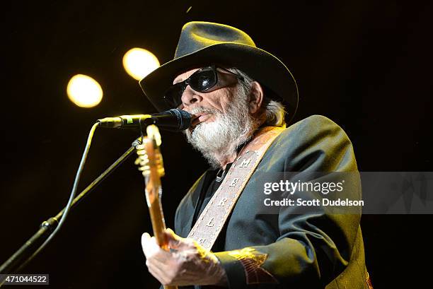 Mirl Singer 93 Band Haggard Stock Photos, High-Res Pictures, and Images - Getty Images