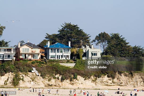 houses on a cliff - santa cruz california beach stock pictures, royalty-free photos & images