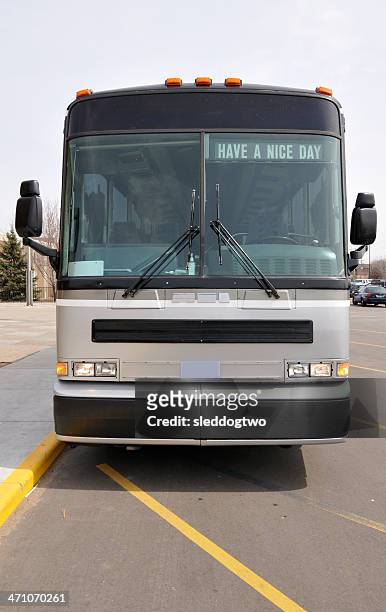 bus face - frontaal stockfoto's en -beelden