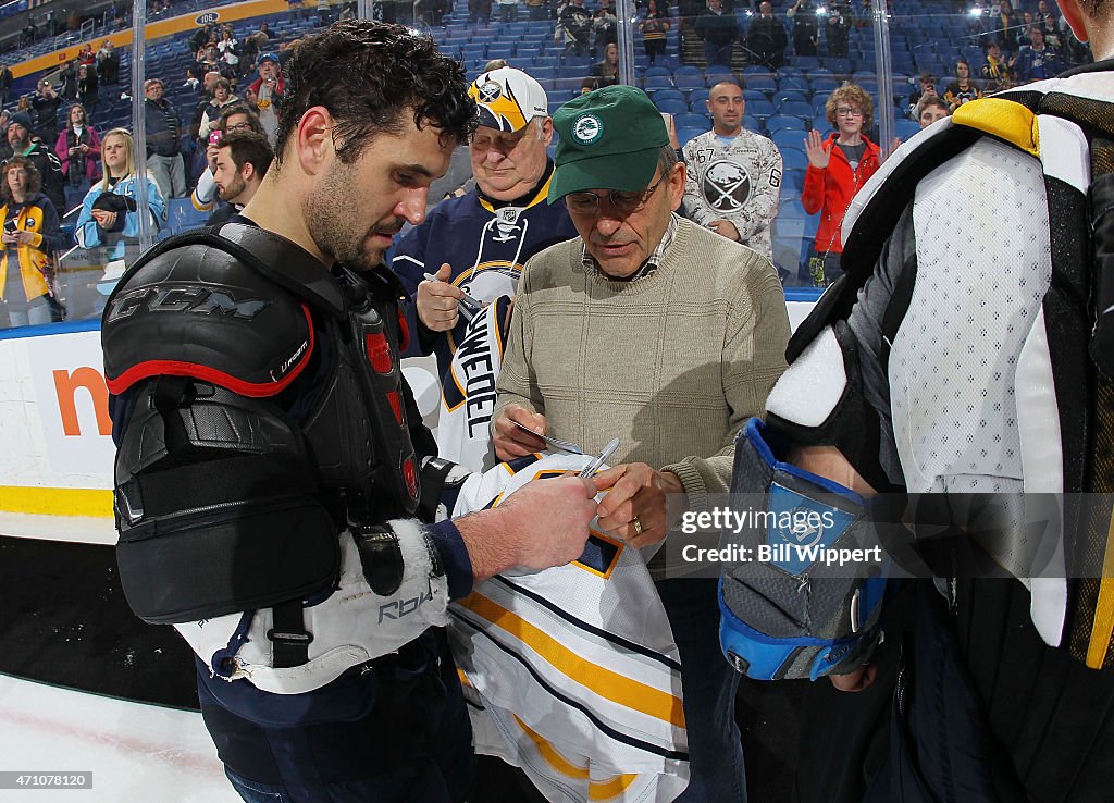 Pittsburgh Penguins v Buffalo Sabres