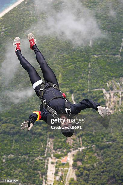 skydiving-losinj island-croatia - aerial stunts flying stock pictures, royalty-free photos & images
