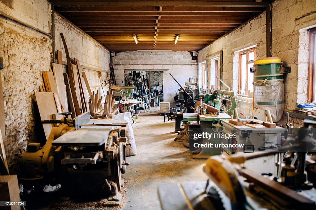 Wheelwright carpintería de taller, herramientas y maquinaria