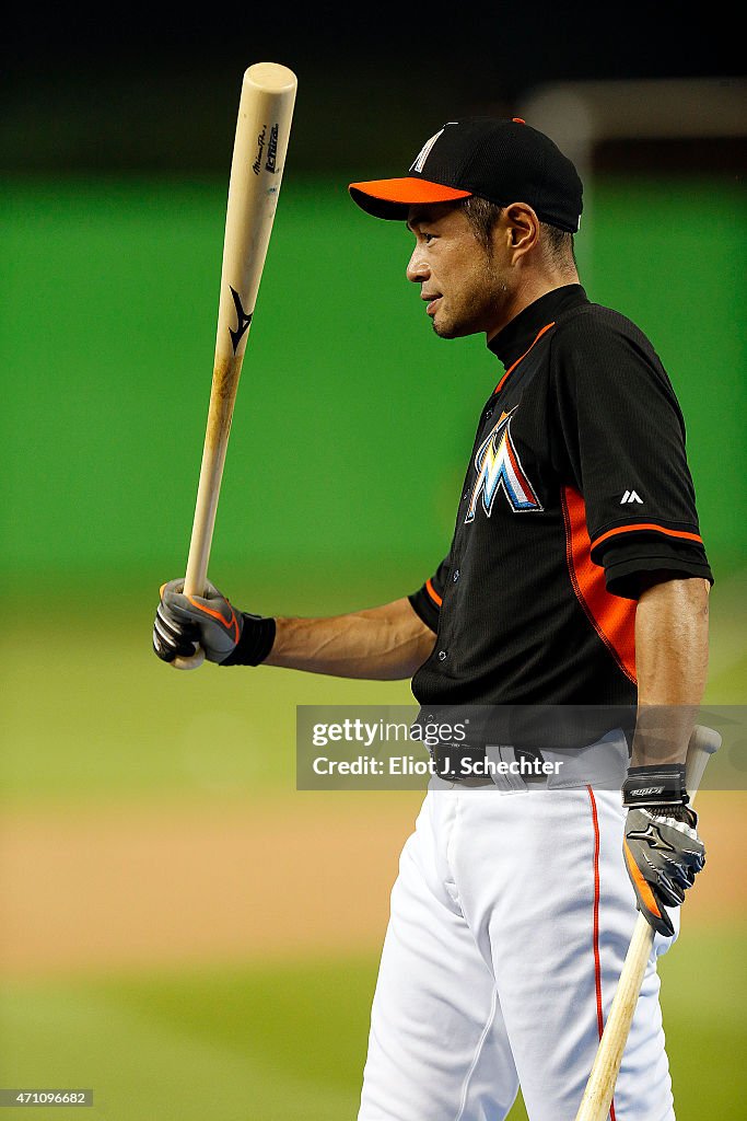 Washington Nationals v Miami Marlins