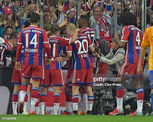 Bayern Team celebrates after scoring the 1:0 during the game FC Bayern Muenchen against Hertha BSC on april 25, 2015 in Muenchen, Germany.