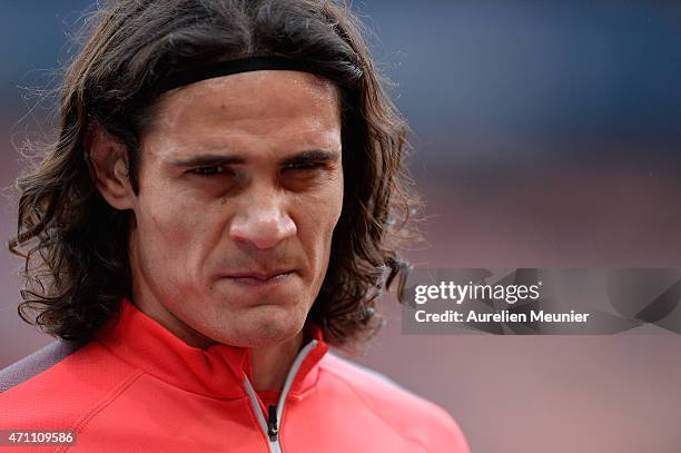 Edinson Cavani of PSG reacts during practice prior to the the Ligue 1 game between Paris Saint Germain and Llosc Lille at Parc des Princes on April...