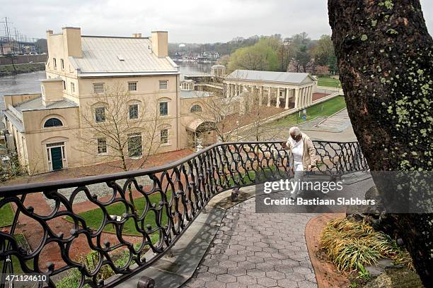 fairmount water works - fluss schuylkill stock-fotos und bilder