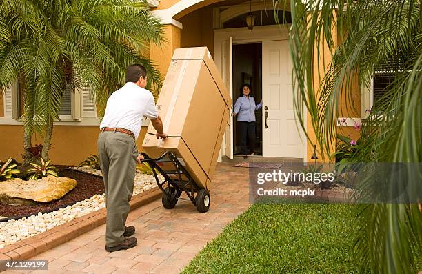 special delivery - home delivery stock pictures, royalty-free photos & images