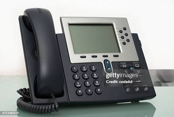 digital telefono voip, sfondo bianco - landline phone foto e immagini stock