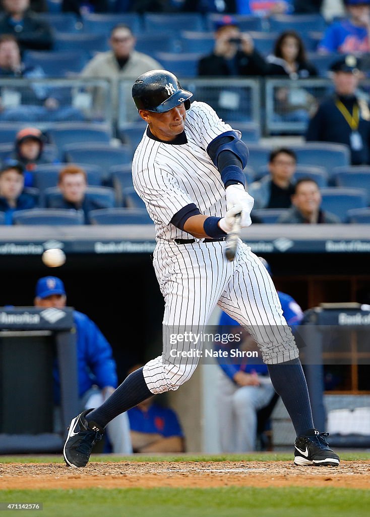 New York Mets v New York Yankees