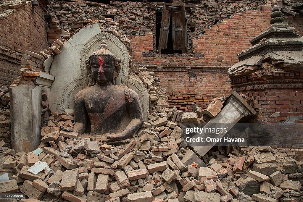 Death Toll Rises Following Powerful Earthquake In Nepal