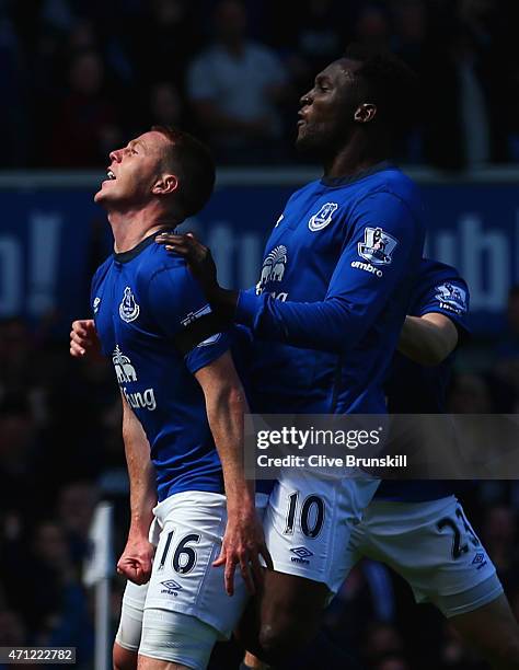 James McCarthy of Everton celebrates with Seamus Coleman and Romelu Lukaku as he scores their first goal during the Barclays Premier League match...