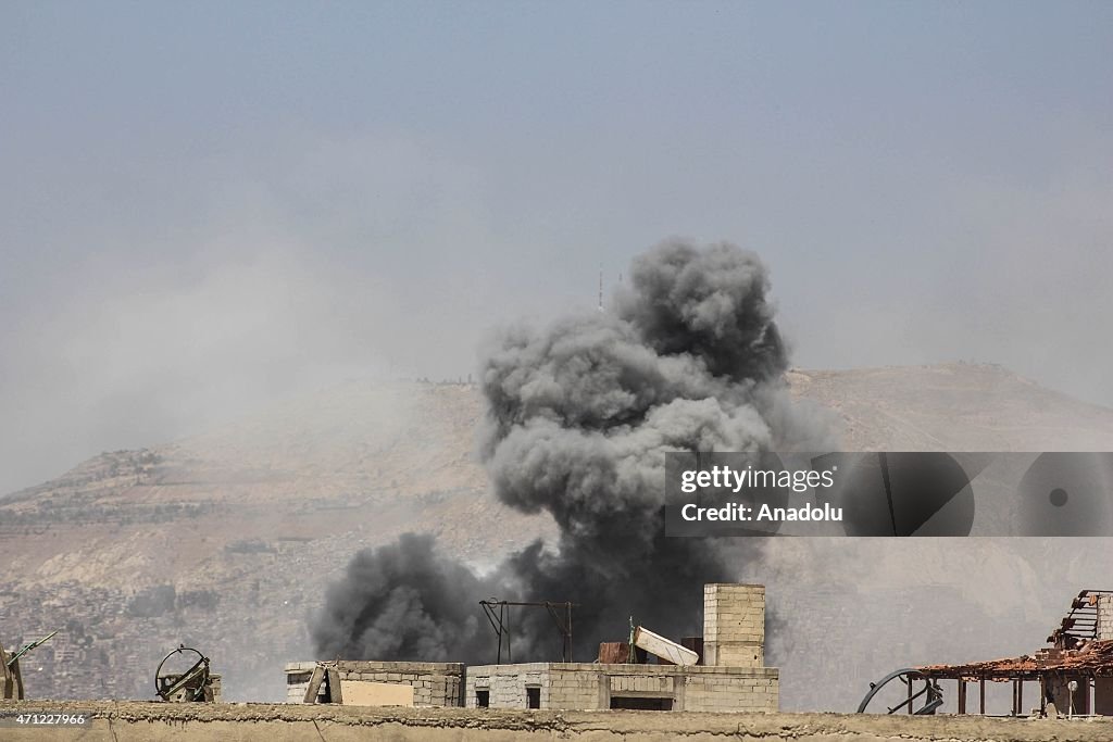 Assad Regime forces attack Jobar district of Damascus