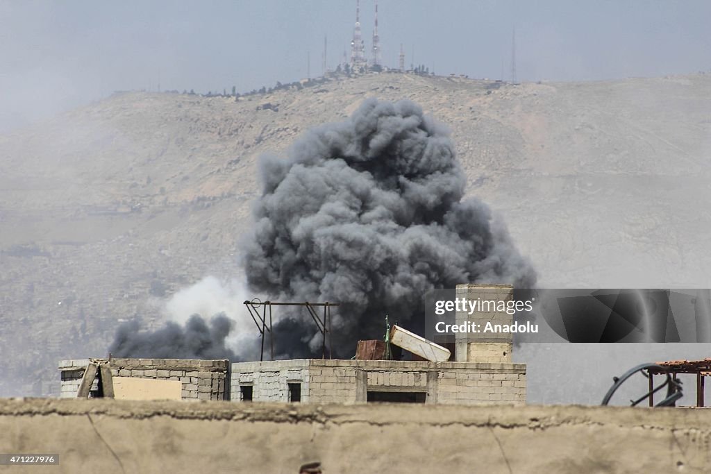 Assad Regime forces attack Jobar district of Damascus