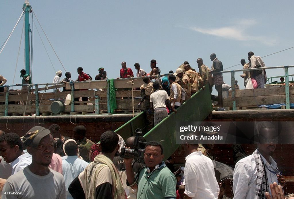 1,200 Somalis return home from war-torn Yemen