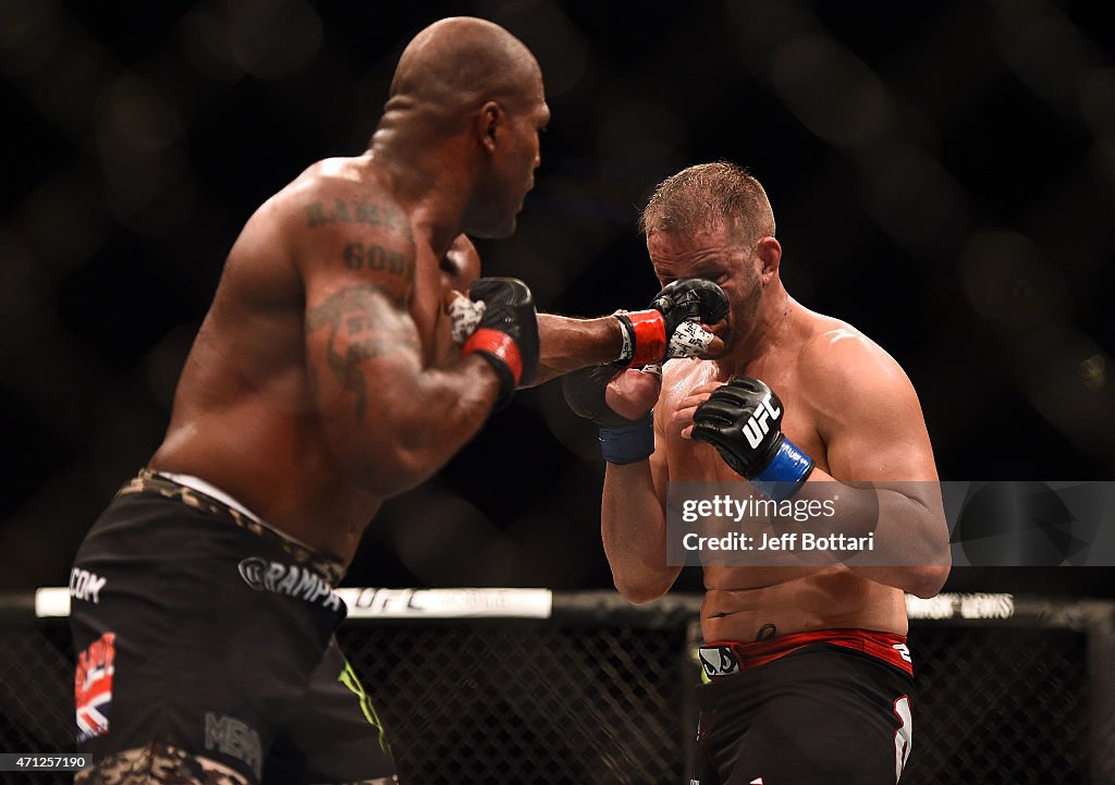 UFC 186: Jackson v Maldonado