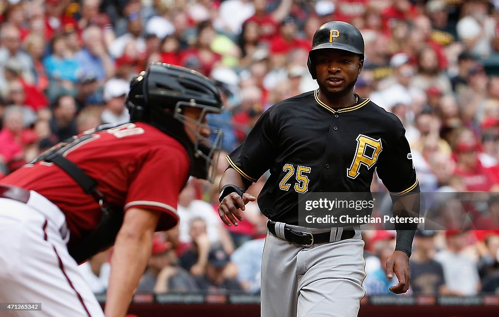 Pittsburgh Pirates v Arizona Diamondbacks