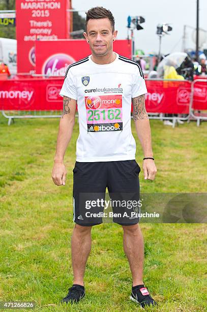 Lee Hendrie poses for photographs at the celebrity start at The London Marathon 2015 on April 26, 2015 in London, England.