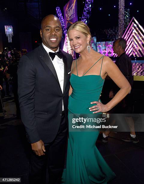 Personalities Kevin Frazier and Nancy O'Dell attend The 42nd Annual Daytime Emmy Awards at Warner Bros. Studios on April 26, 2015 in Burbank,...