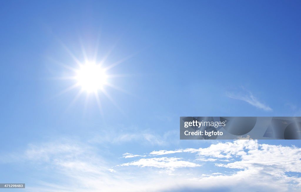 Ciel bleu et soleil