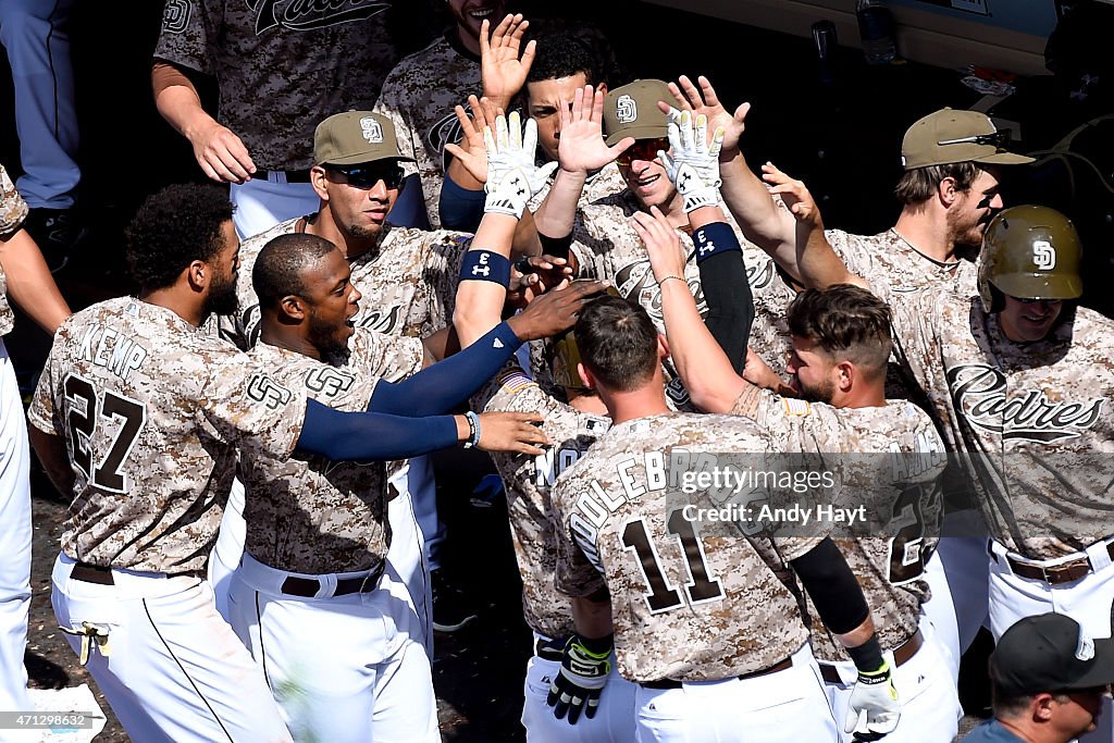 Los Angeles Dodgers v San Diego Padres