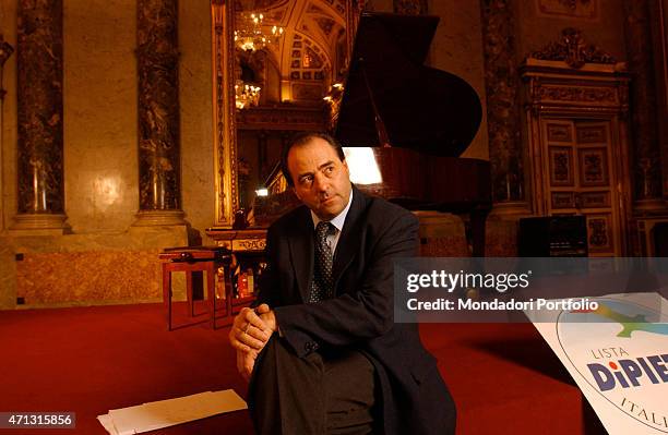 The politician Antonio Di Pietro attending a meeting celebrating tenth anniversary of Mani Pulite in a photo shooting. The event is housed by the...
