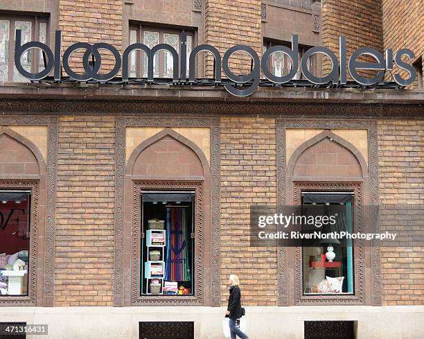 bloomingdale's, chicago illinois - bloomingdale's shopping stock pictures, royalty-free photos & images