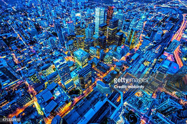 toronto financial district cityscape at dusk - toronto stockfoto's en -beelden