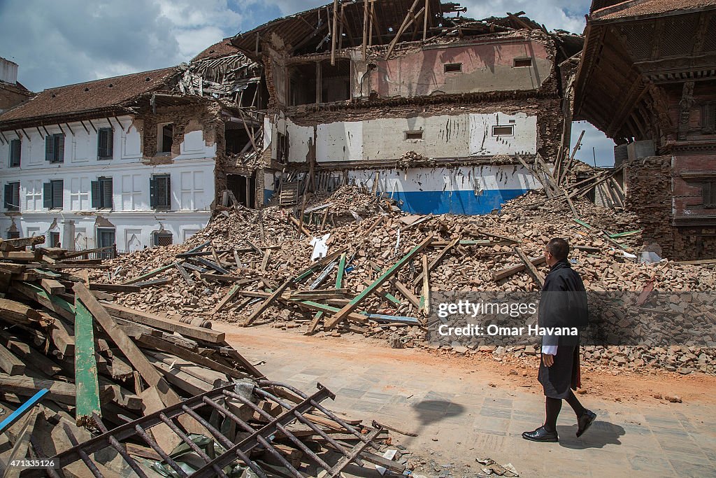 Death Toll Rises Following Powerful Earthquake In Nepal