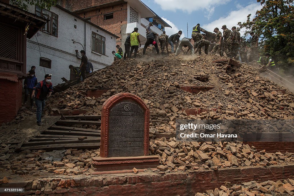 Death Toll Rises Following Powerful Earthquake In Nepal