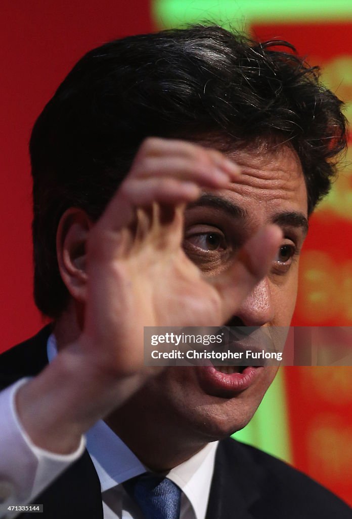 Ed Miliband Campaigns In Stockton on Tees
