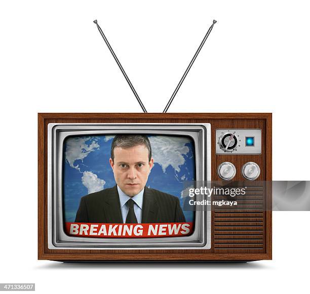 televisión de madera-noticias de última hora - television commentator fotografías e imágenes de stock