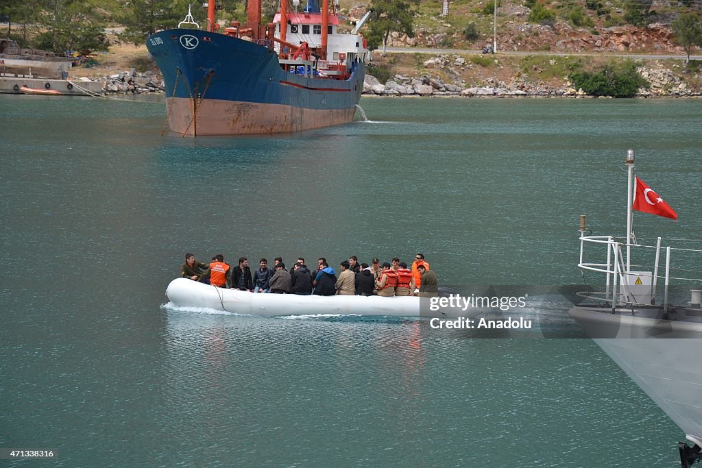 Illegal immigrant operation in Turkey's Mersin