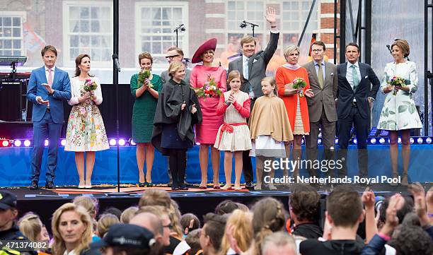 Prince Pieter Christiaan, Princess Anita, Princess Annette, Prince Bernhard jr, Crown Princess Amalia, Queen Maxima, Princess Alexia, King...