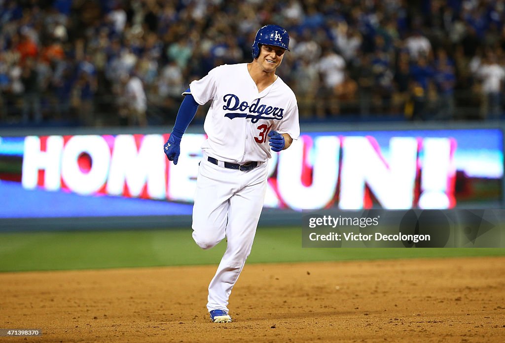 San Francisco Giants v Los Angeles Dodgers