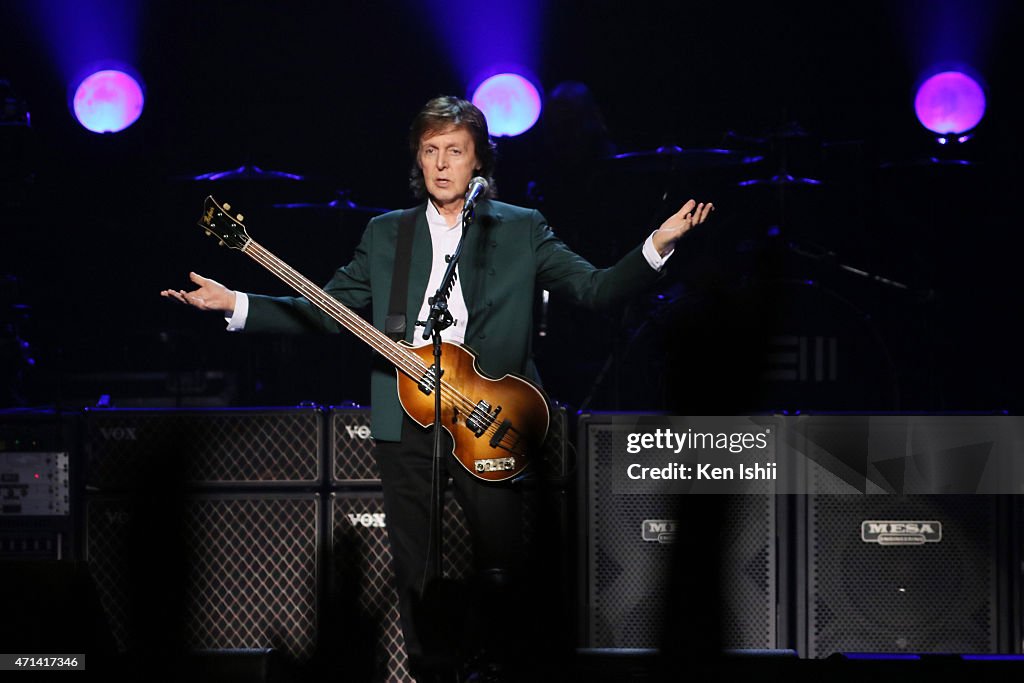 Paul McCartney Out There Tour 2015