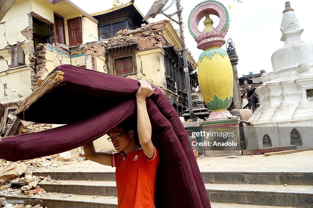 Powerful earthquake hits Nepal