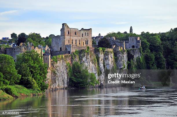 chepstow castle - wales burg stock-fotos und bilder