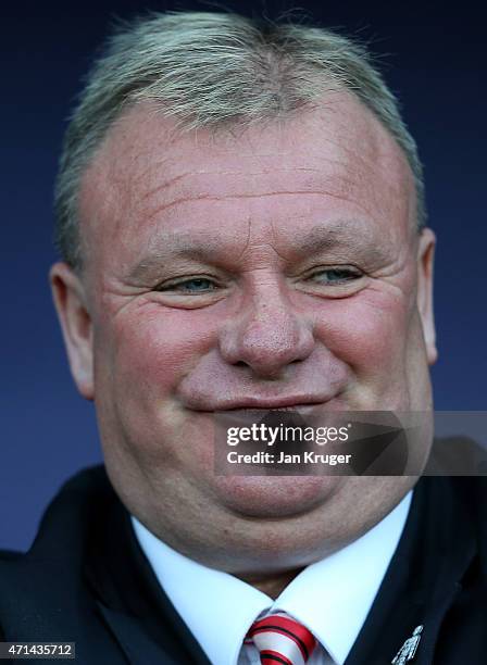 Manager of Rotherham United Steve Evans looks on during the Sky Bet Championship match between Rotherham United and Reading at The New York Stadium...