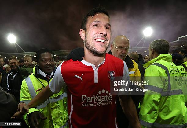 Richard Wood of Rotherham leaves the field after the final whistle during the Sky Bet Championship match between Rotherham United and Reading at The...