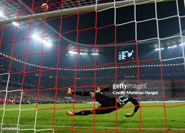 Mitchell Langerak of Dortmund watches the penalty shot of Manuel Neuer of Muenchen miss during the penalty shoot out during the DFB Cup semi final...