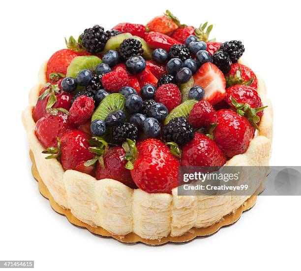 cake with fruit topping - strawberry cake stock pictures, royalty-free photos & images