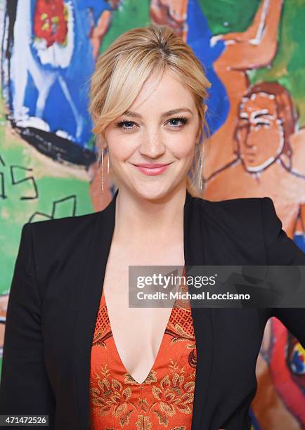 Actress/comedian Abby Elliott attends the alice + olivia by Stacey Bendet and the CFDA celebration of the alice + olivia and Domingo Zapata...