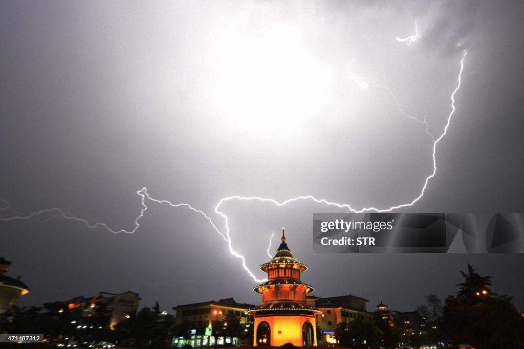 TOPSHOT-CHINA-WEATHER