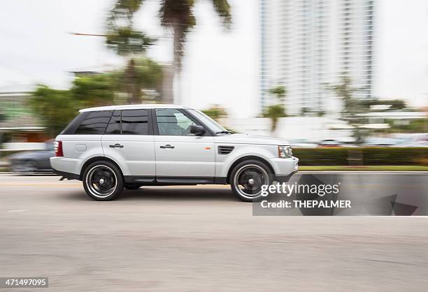 range rover sport suv - range rover stock pictures, royalty-free photos & images