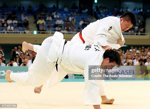 Hisayoshi Harasawa and Ryu Shichinohe compete in the final of the All Japan Judo Championship at the Nippon Budokan on April 29, 2015 in Tokyo, Jpaan.